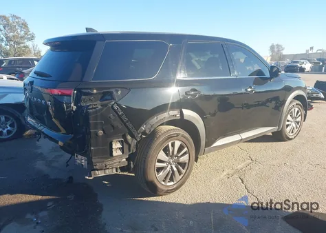 2022 Nissan Pathfinder S 2Wd z USA, uszkodzony, nr VIN 5N1DR3AA9NC220187